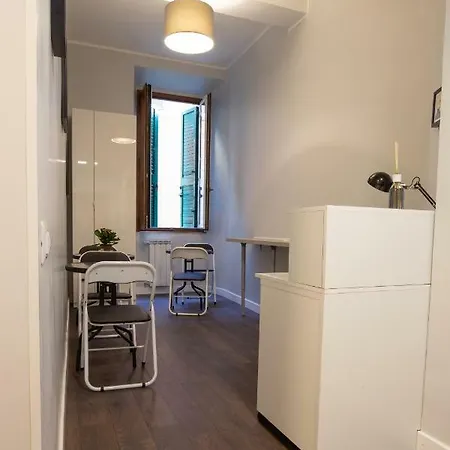 לינה וארוחת בוקר Maribea Center רומא