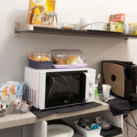 לינה וארוחת בוקר Maribea Center רומא