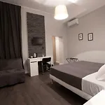 Maribea Center Bed and Breakfast 4*
