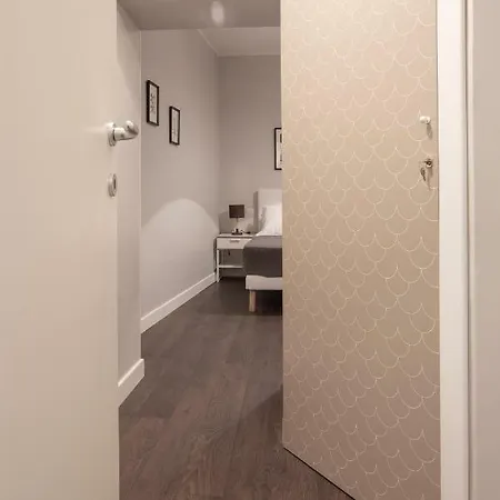 Couette-café Maribea Center 4*